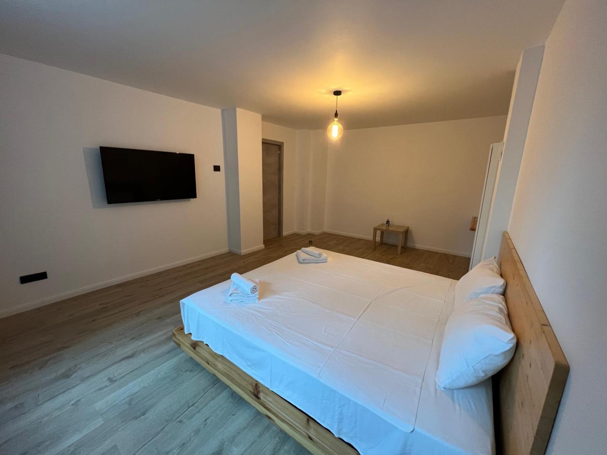 Ella Apart Apartment คอนสตันซา ภายนอก รูปภาพ