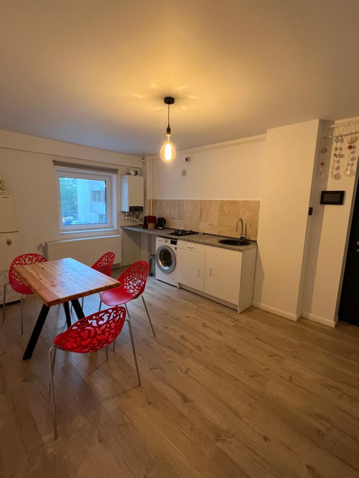 Ella Apart Apartment คอนสตันซา ภายนอก รูปภาพ