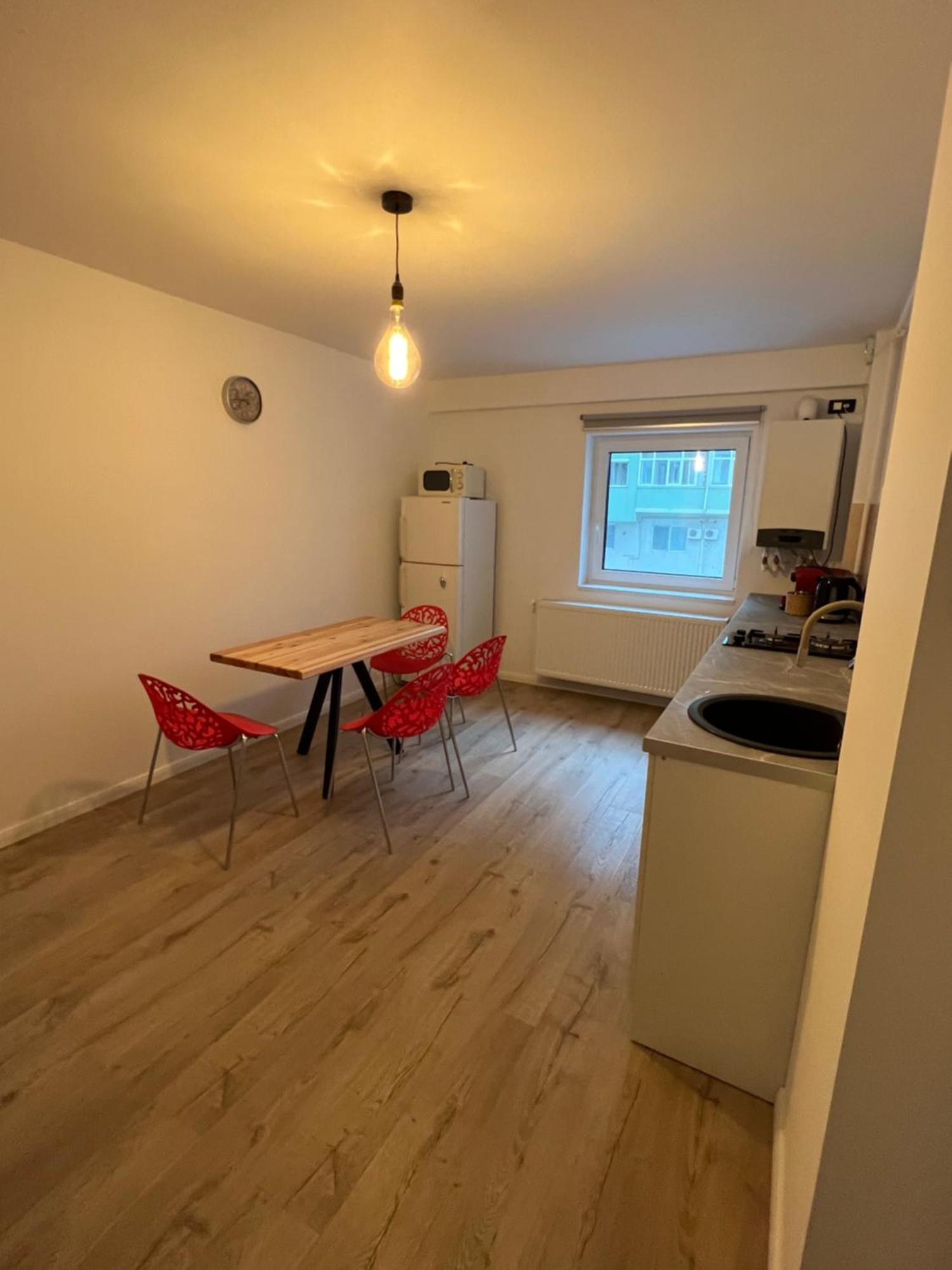 Ella Apart Apartment คอนสตันซา ภายนอก รูปภาพ
